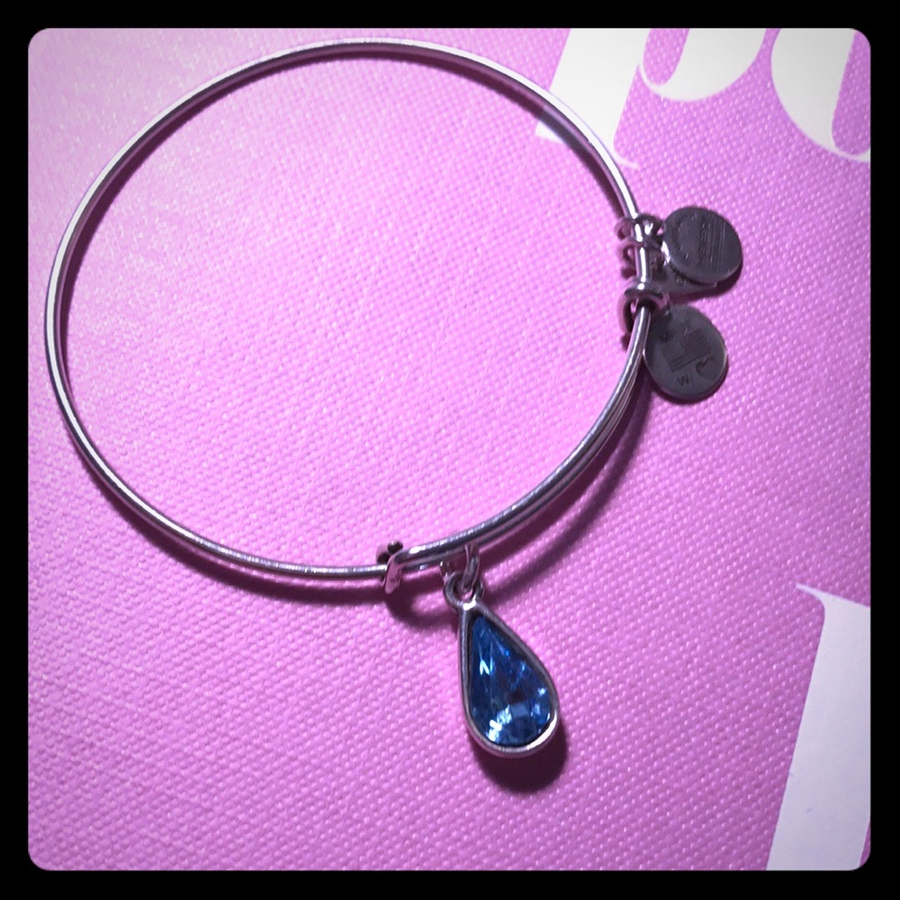 💧Alex and Ani 'Living Water' Bangle💧